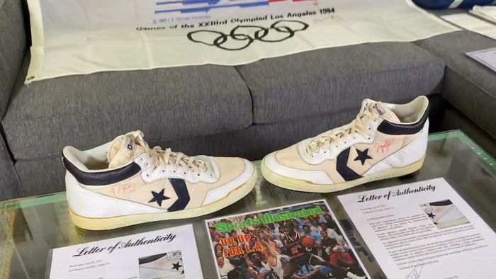 Doi Giay Tri Gia Trieu Usd F61 6331588