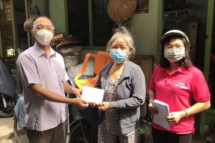 5555d6f145b3acedf5a2 1