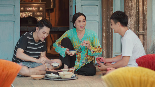 Tung Tuyen Bo Ngung Gia Gai Nay Hoai Linh Lai Nu Hoa O Phim Moi Netizen Phan Ung The Nao 088 6376422 2