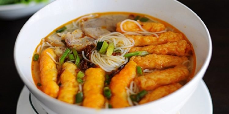 2 Quan Bun Suong Ngon Nuc Tieng Lam Xieu Long Nguoi Dan Sai Gon De1 6605235 1