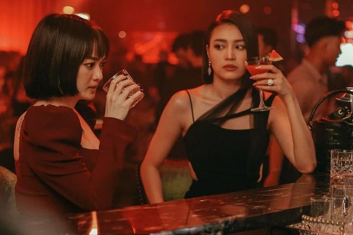 Khán giả đánh giá Cô Gái Từ Quá Khứ: Lan Ngọc có vai diễn xứng tầm, hụt hẫng vì kết phim dễ đoán