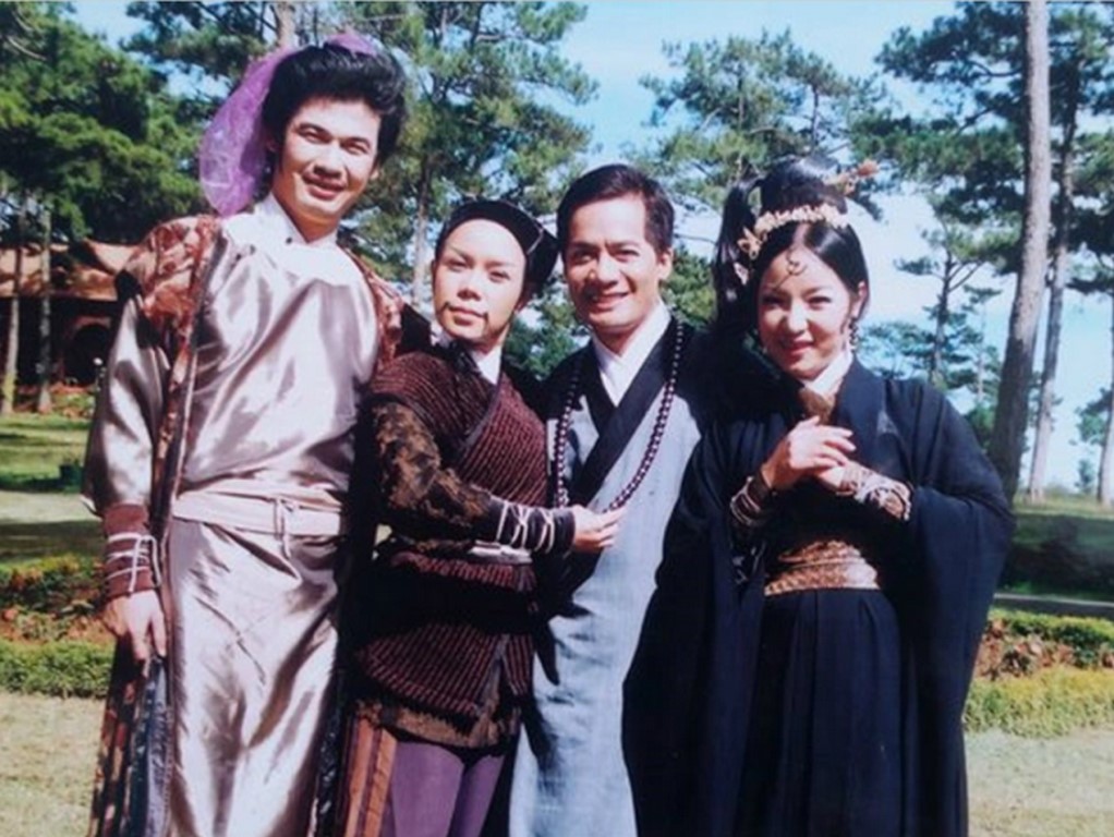 Bất ngờ với dàn sao Việt đình đám hóa ra đều là bạn học thân thiết từ xưa