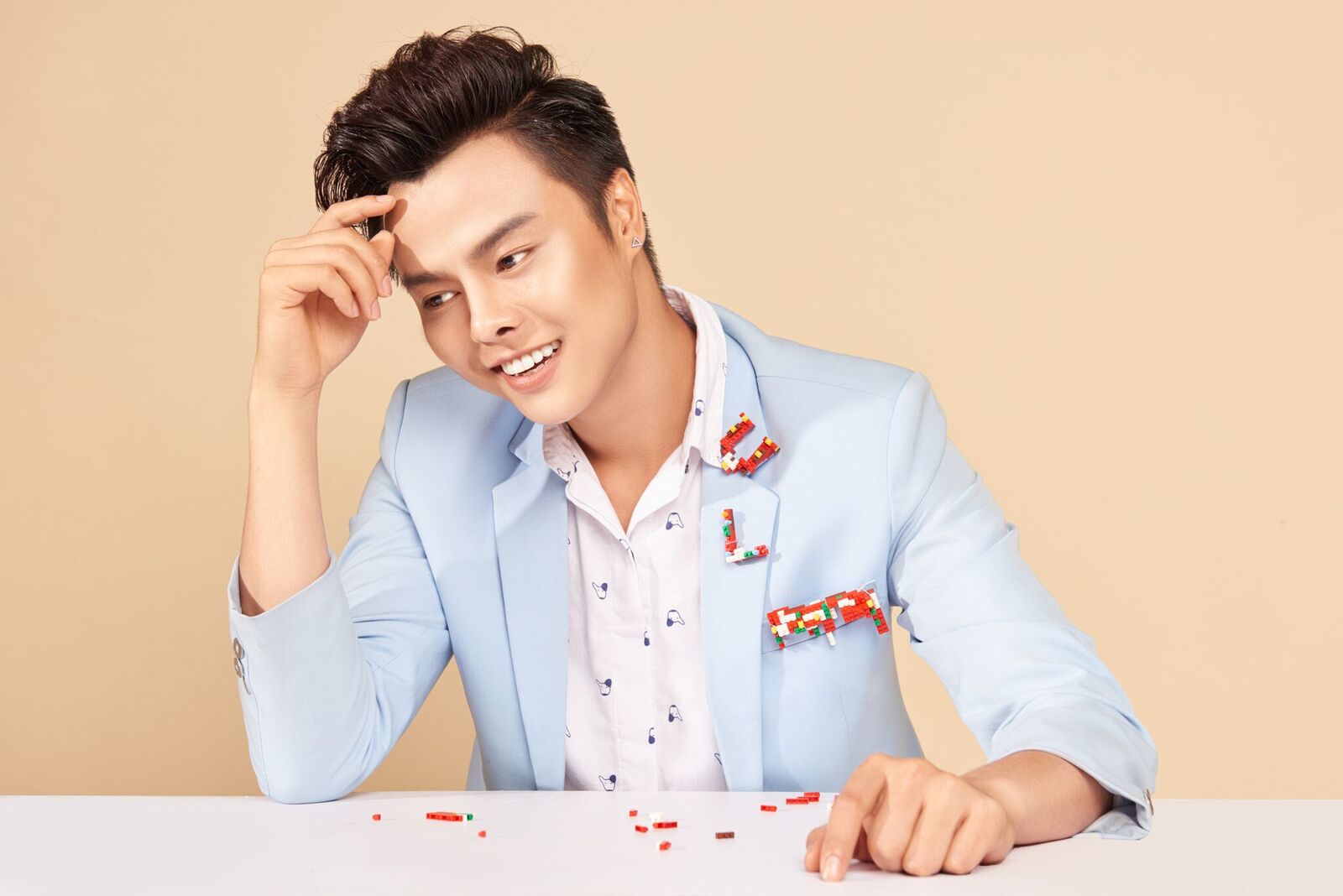 7 chuông vàng vọng cổ thi lại giải Trần Hữu Trang là ai?