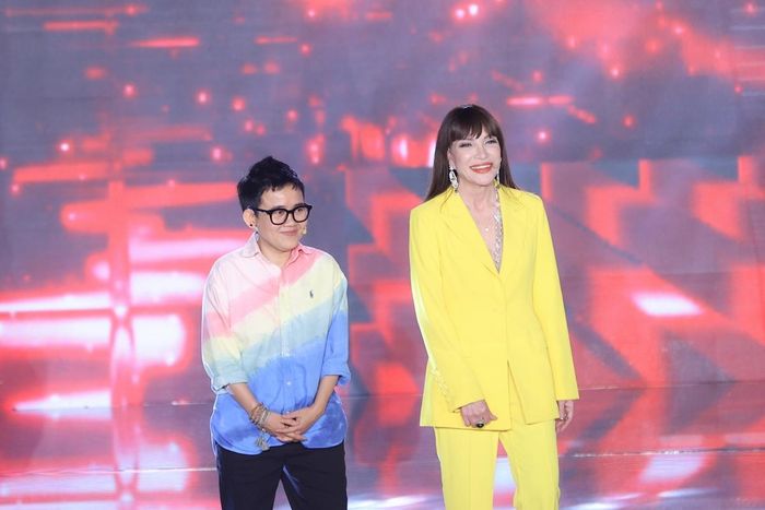 Thanh Hà – Phương Uyên cùng ngồi ‘ghế nóng’: Việc nhún nhường là không cần thiết