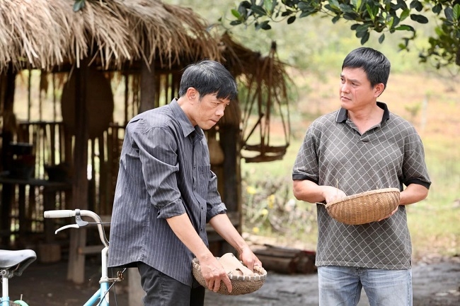 Điều khiến khán giả lo sợ ở phim Mẹ rơm