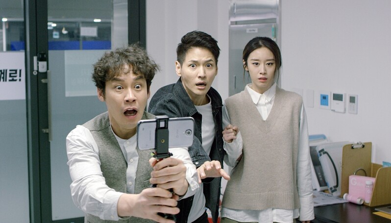 Tìm ra phim zombie dở nhất màn ảnh Hàn: Thảm họa từ kịch bản tới diễn xuất, bị ví như ‘Cù lao xác sống bản nước ngoài’