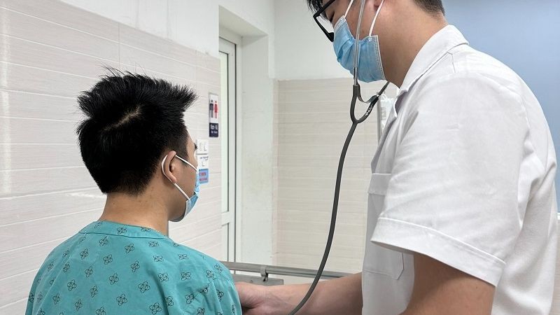 Vì sao có nhiều người trẻ tuổi mắc ‘lao phổi’?