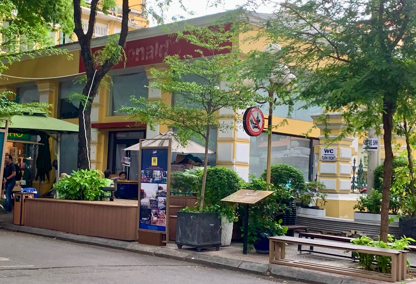 Làn sóng trả mặt bằng lan tới khu vực hồ Con Rùa