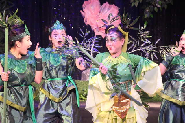 Việt Hương chi nửa tỉ đồng dựng vở kịch thiếu nhi