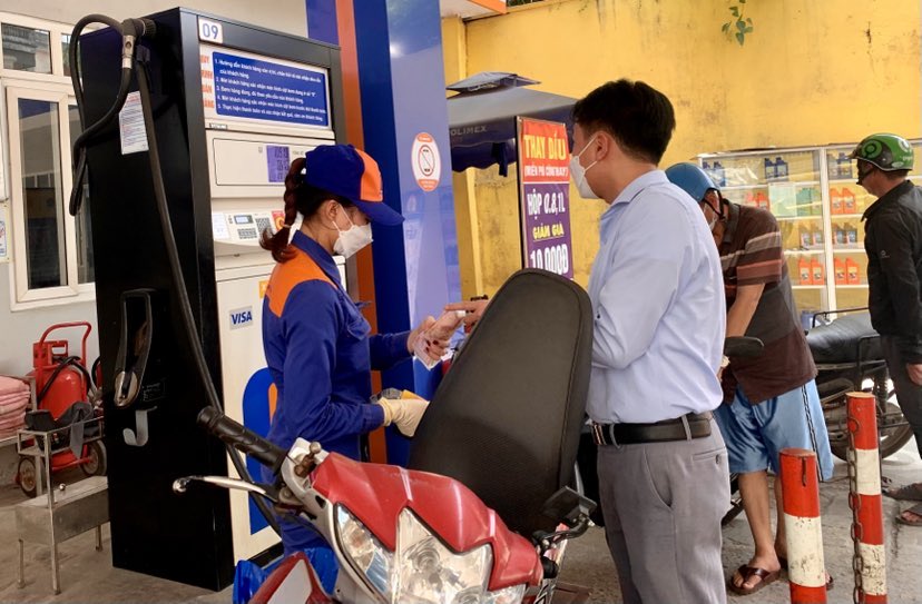 Giá xăng tiếp tục tăng, giá dầu giảm từ 15h00 chiều nay 1/6