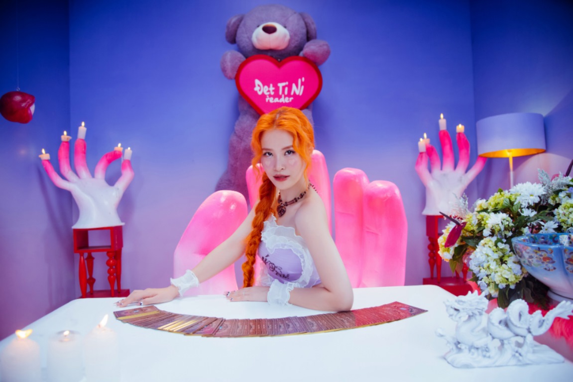 Cú vấp ngã của Đông Nhi