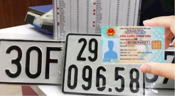 Từ 15/8, nếu không đổi biển xe cũ sang biển số định danh, người dân có bị phạt hay không?