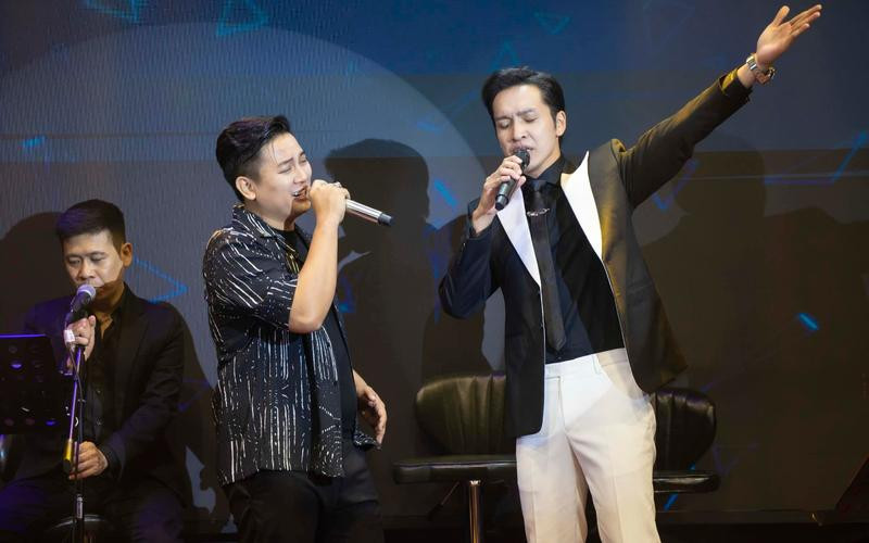 Bị chỉ trích vì nói Hoài Lâm hát nhầm lời, nam nhạc sĩ đăng đàn giải thích