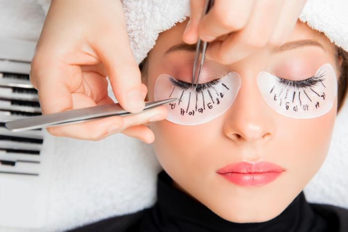 Nối mi nhiều gây hại gì cho mắt?