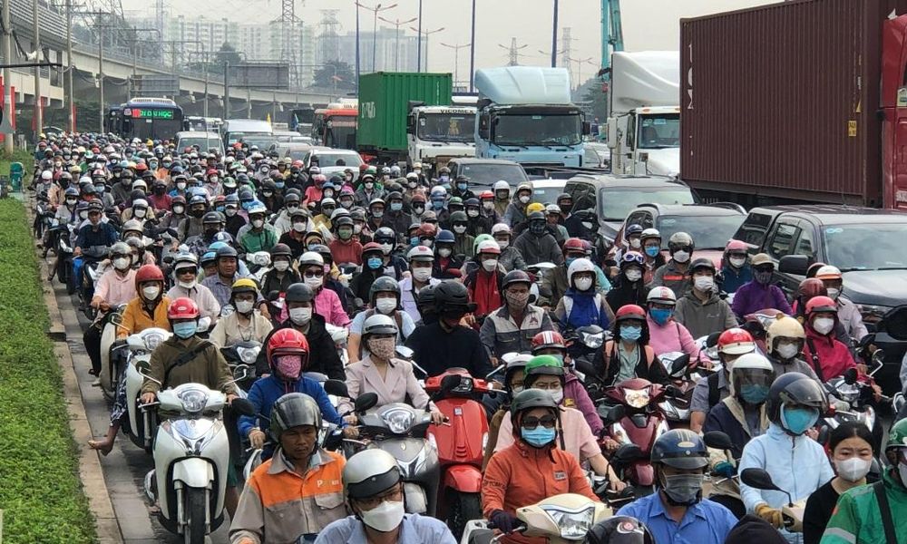 Kẹt xe nghiêm trọng khu cửa ngõ phía đông TP Hồ Chí Minh