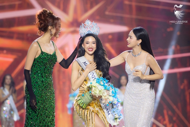 Vì sao Bùi Quỳnh Hoa đăng quang Miss Universe Vietnam 2023?