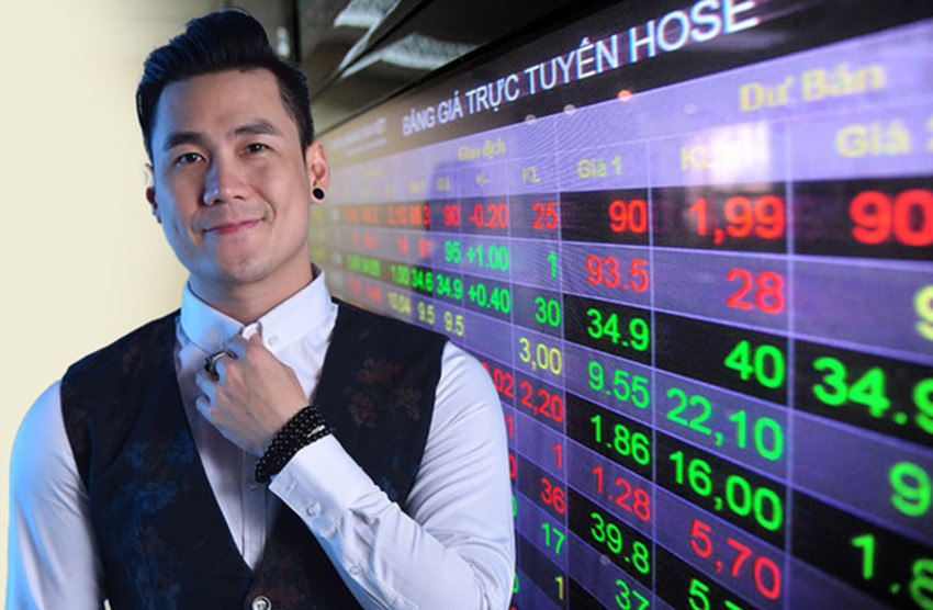 Ca sĩ Khánh Phương đã kịp bán sạch cổ phiếu SJC trước khi vợ bị tạm giữ