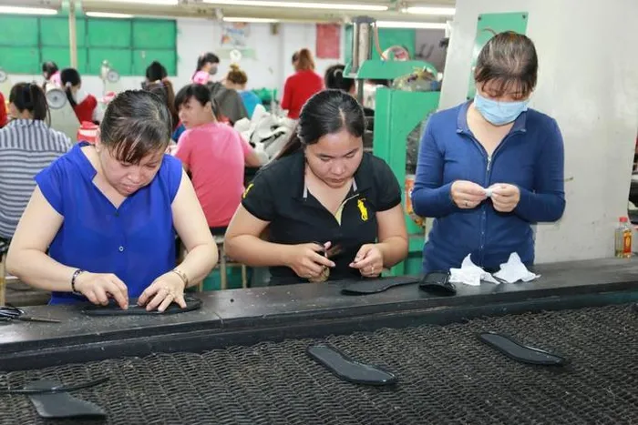 Ngăn làn sóng rút BHXH một lần: Đâu là quyền lựa chọn của người lao động?