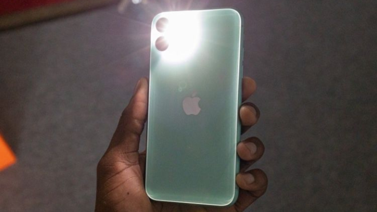 3 tính năng của đèn flash trên iPhone có thể bạn chưa biết