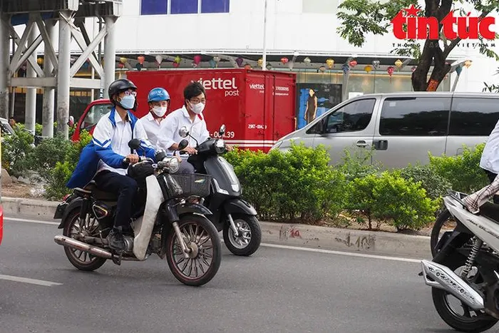 Nhiều học sinh, sinh viên vi phạm luật giao thông bị xử phạt