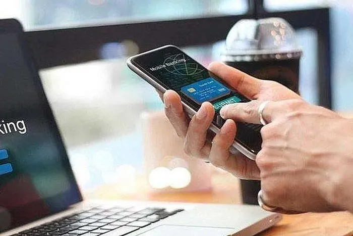 Cẩn trọng với các ‘mã độc’ chiếm quyền điện thoại