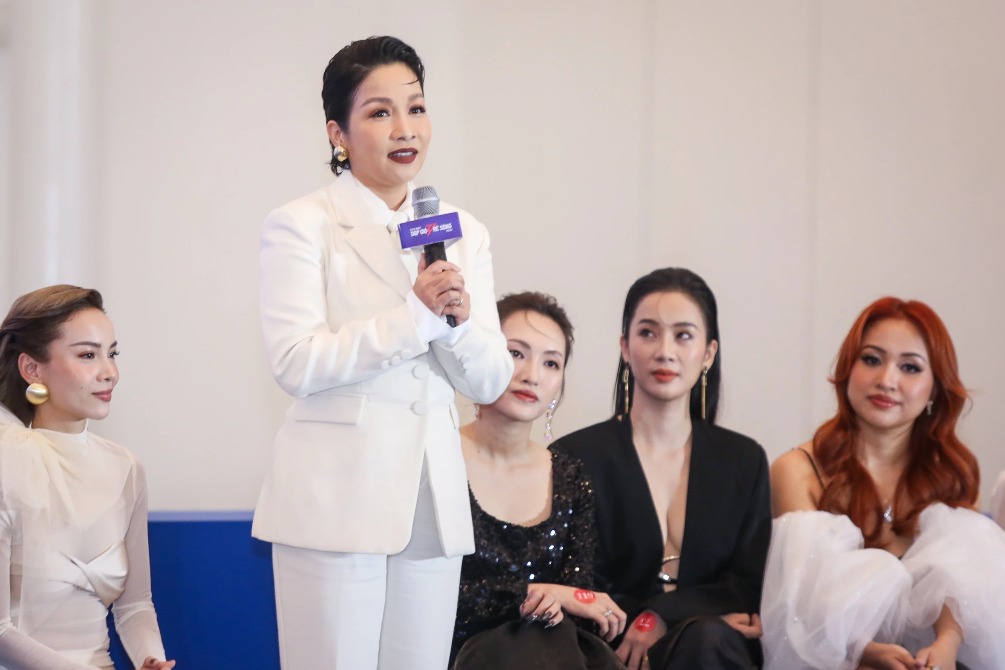 Mỹ Linh tiết lộ đã bị loại khỏi ‘Chị đẹp đạp gió rẽ sóng’, thực hư ra sao?