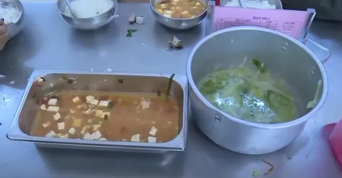 Vụ bữa ăn bán trú vùng cao: Không chỉ đơn thuần là chuyện bữa cơm bị cắt xén