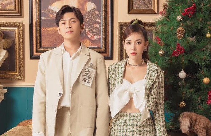 Các cặp đôi sao Việt thời trang đồng điệu chụp ảnh, đón Giáng sinh