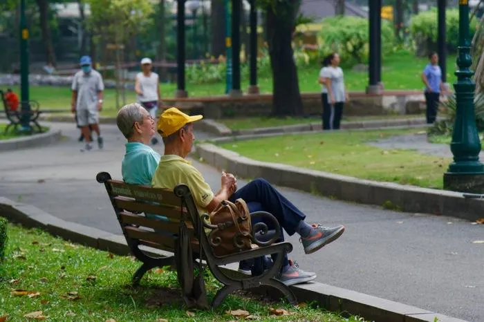 Ngày mới đầy năng lượng ở Công viên Tao Đàn