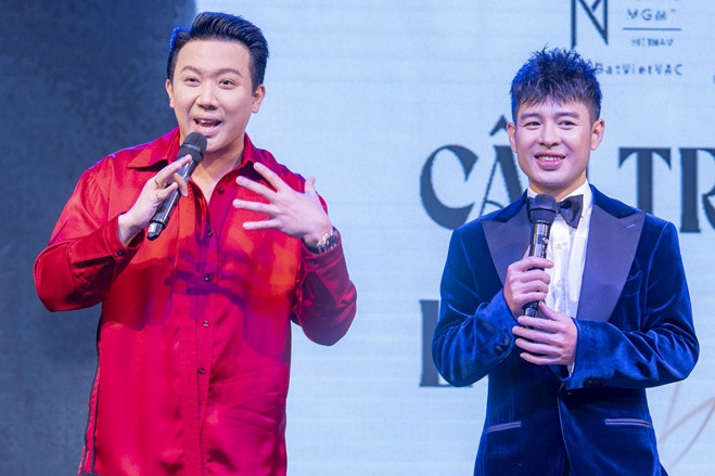 Hoàng Hải khẳng định chưa kết hôn, cát-sê tăng gấp 3 sau ‘Ca sĩ mặt nạ’