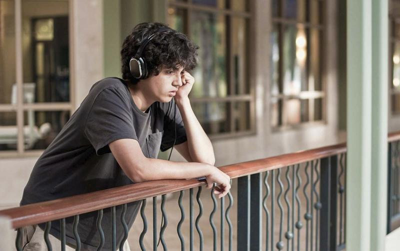 Giải mã lý do vì sao chúng ta đều say đắm những bản nhạc buồn