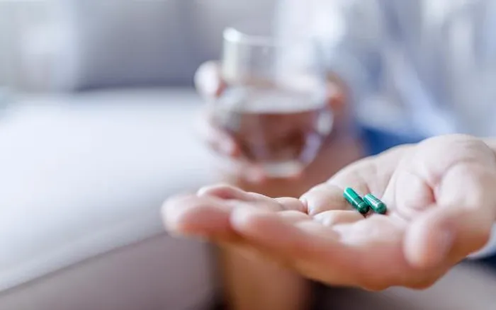 Bạn phải dùng thuốc mỗi khi ốm, nhưng đã biết cách uống đúng chưa?