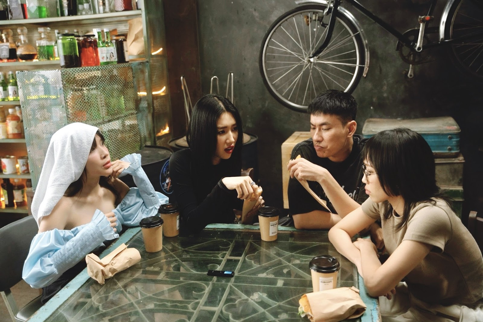 Thúy Ngân tự diễn cảnh hành động, đánh nhau liên tục 4 ngày mà không cần cascadeur