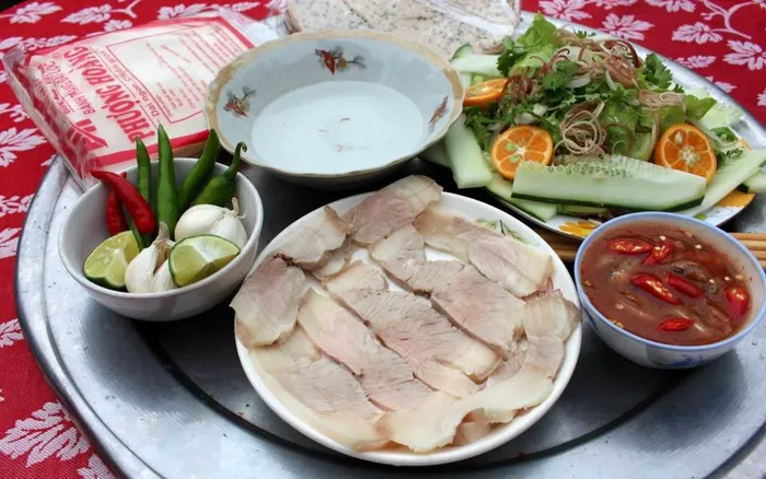 Về Đà Nẵng nhớ thưởng thức 5 món ăn, đặc sản trứ danh