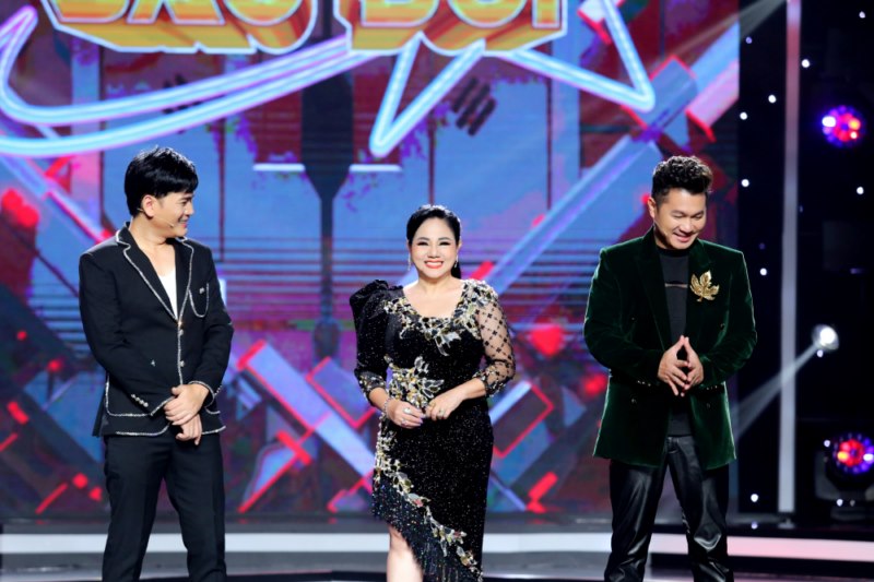 Danh ca Ngọc Ánh bồi hồi nhớ lại kỷ niệm thi rớt khi hát “bài tủ”