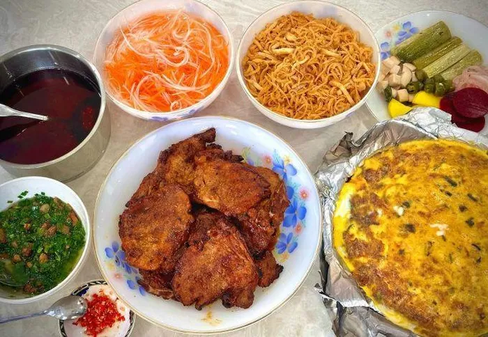 Học Diễm My cách làm cơm tấm đơn giản, ngon như nhà hàng