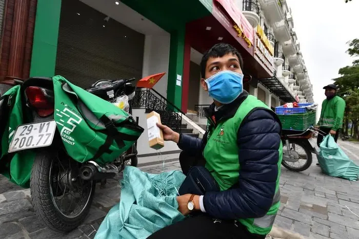 Thực hư chuyện Giao Hàng Tiết Kiệm ‘vỡ trận’, shipper đình công