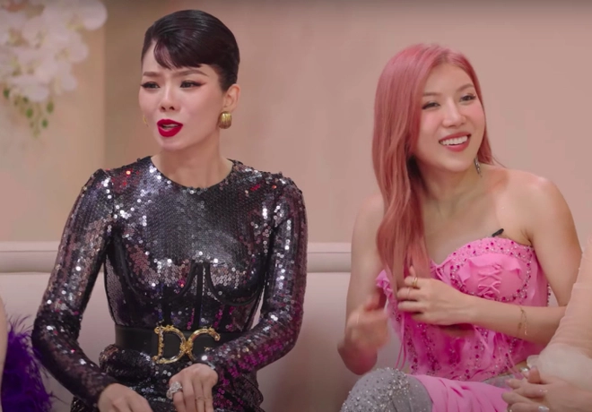 Lệ Quyên ngày càng căng: Đáp trả antifan ngay dưới bài đăng Hồng Nhung kêu gọi bình chọn cho cháu trai!