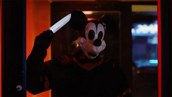 Disney mất bản quyền chuột Mickey, bị hãng phim hạng B lợi dụng làm phim kinh dị