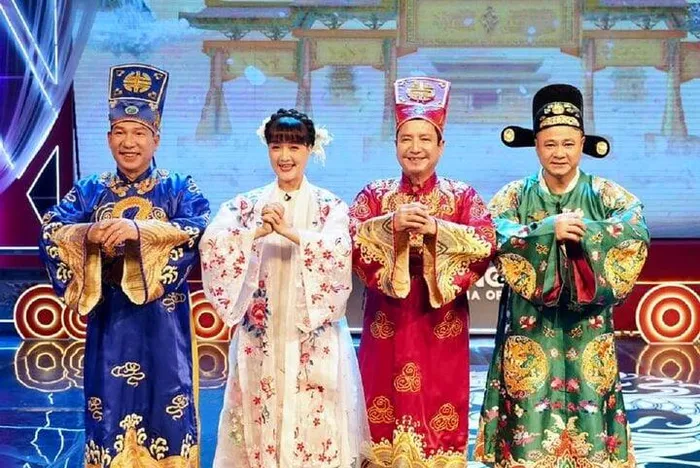 Vì sao ‘Táo quân’ bị chê nhạt nhưng vẫn luôn cháy vé?