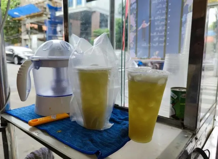 Nắng nóng kéo dài uống nước mía cần cẩn trọng điều gì?