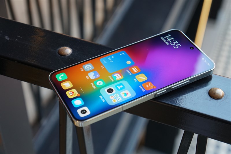Những smartphone giá rẻ đáng mua cho năm mới