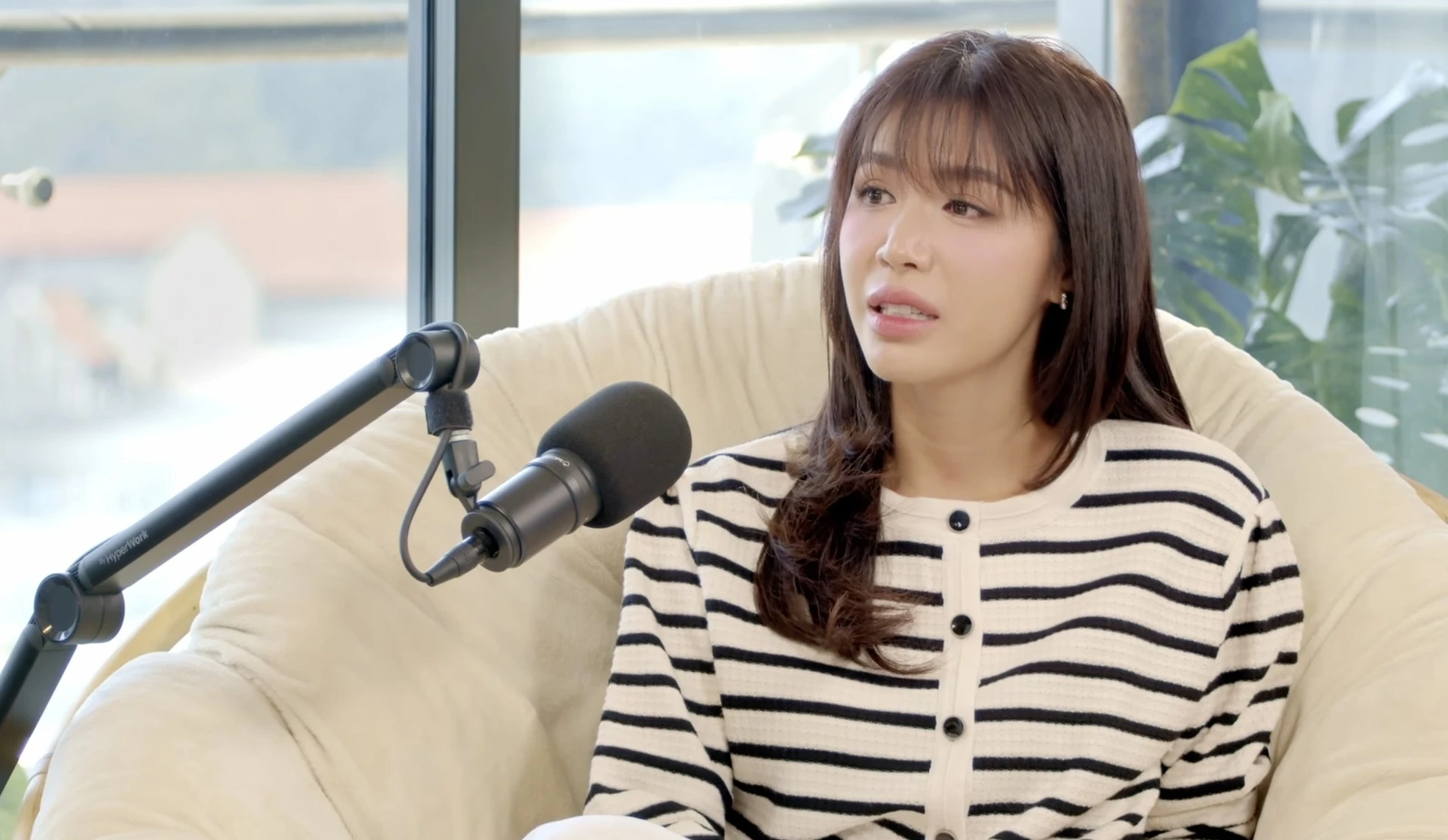 Minh Tú xin lỗi Lan Khuê