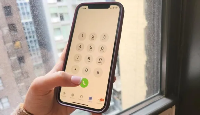 Vì sao Apple không cho iPhone ghi âm cuộc gọi?