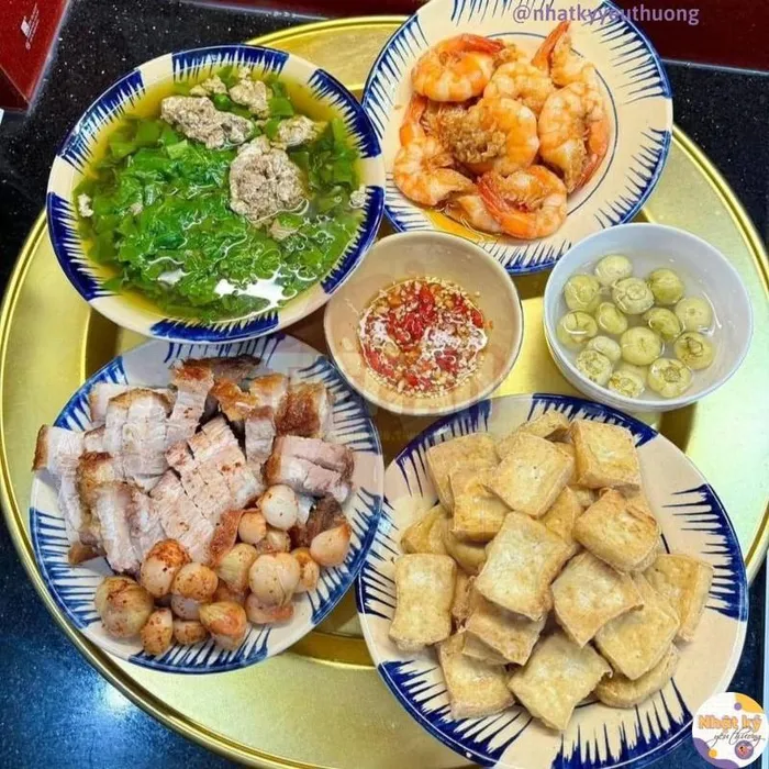 Những mâm cơm ngày hè ‘100 điểm không có nhưng’