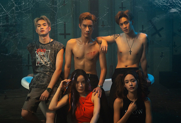 ‘Quỷ cái’ – bộ phim quá nhảm nhí