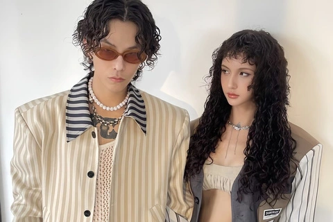 Toàn cảnh vụ xung đột, khóc lóc trên livestream khiến cặp sao Việt bị VTV cắt sóng