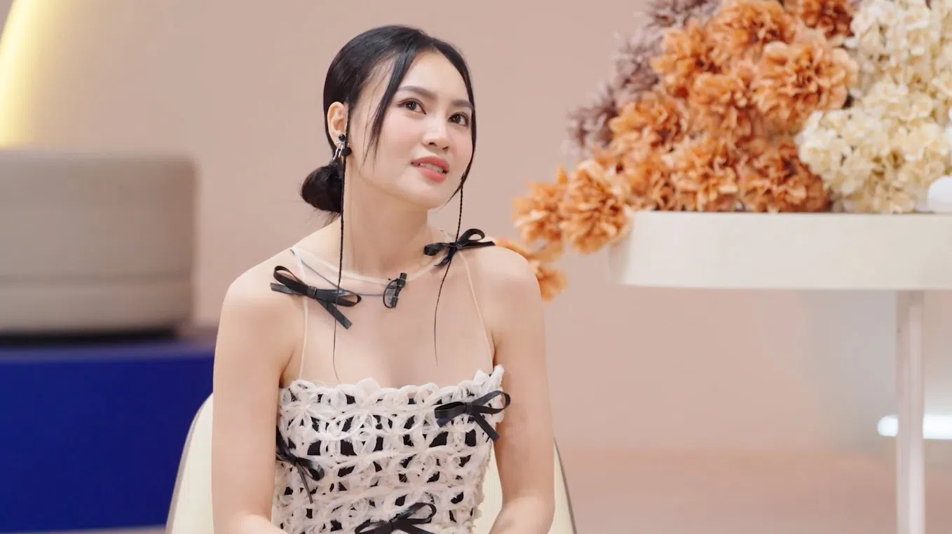 Ninh Dương Lan Ngọc gây thắc mắc