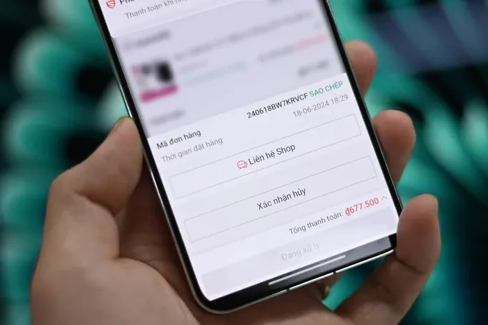 Shopee cho người mua hủy đơn khi hàng đang được vận chuyển