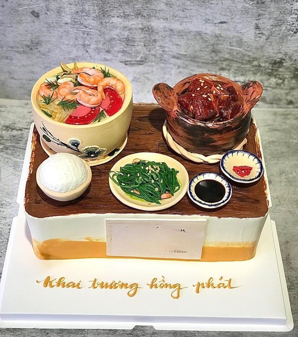 Chàng trai biến bún bò, pizza, cơm tấm thành bánh kem
